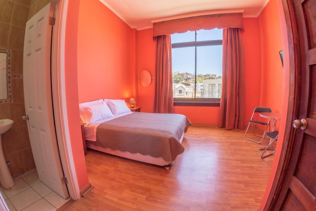 Victoria Hotel فالبارايسو المظهر الخارجي الصورة