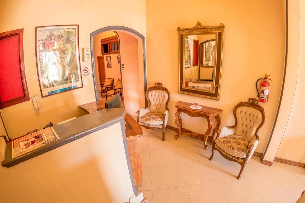 Victoria Hotel فالبارايسو المظهر الخارجي الصورة