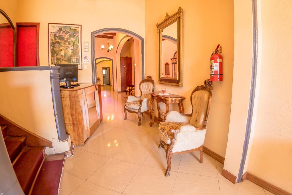 Victoria Hotel فالبارايسو المظهر الخارجي الصورة