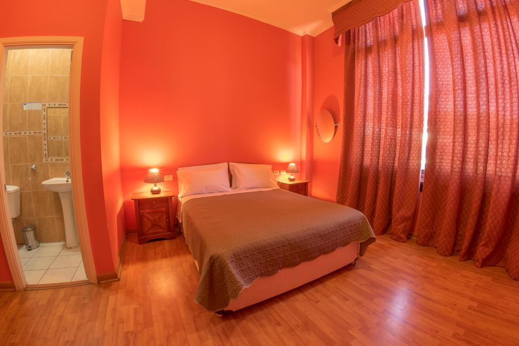 Victoria Hotel فالبارايسو المظهر الخارجي الصورة